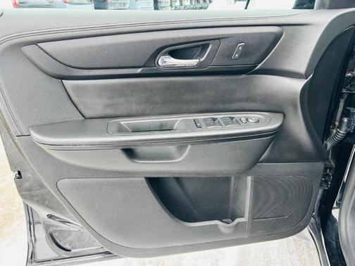 2017 Chevrolet Traverse 1LT