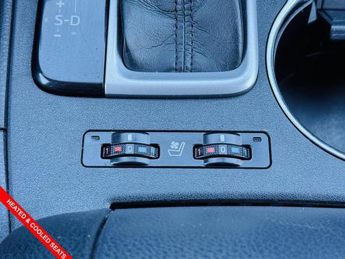 2014 Toyota Highlander Limited Platinum