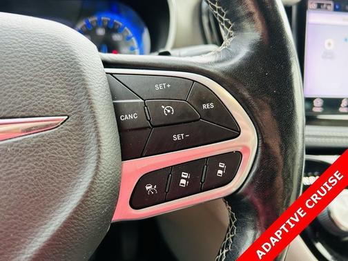 2021 Chrysler Pacifica Touring-L