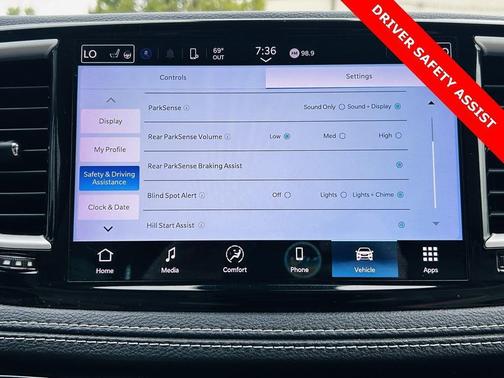 2021 Chrysler Pacifica Touring-L