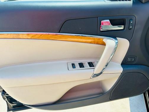 2012 Lincoln MKZ Base