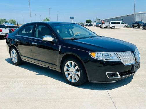 2012 Lincoln MKZ Base