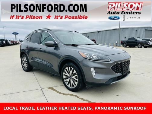 2022 Ford Escape Titanium