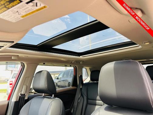 Scarlet Ember 2023 Nissan Rogue SL