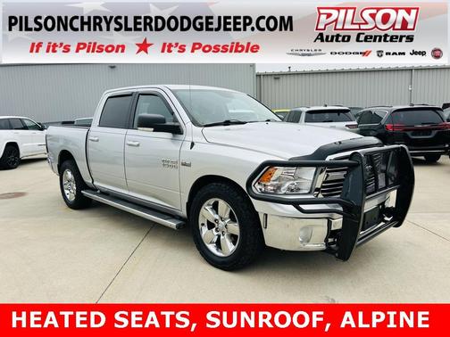 2016 RAM 1500 SLT