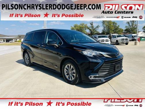 2021 Toyota Sienna XLE