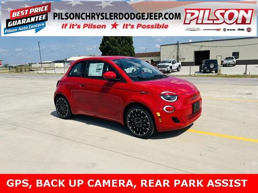 2024 FIAT 500e Base