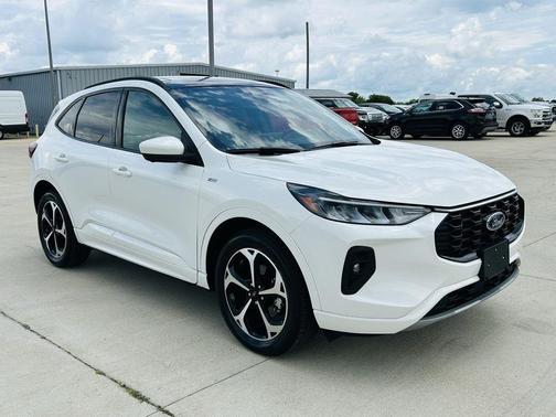 2023 Ford Escape ST-Line Select