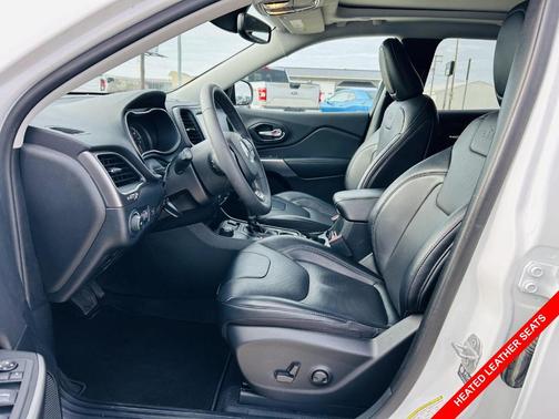 2022 Jeep Cherokee Latitude Lux