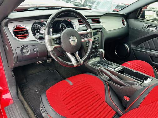 2013 Ford Mustang GT Premium