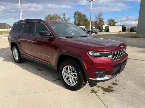2025 Jeep Grand Cherokee L Laredo