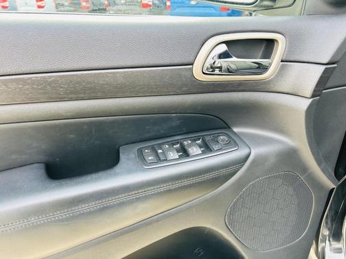 2015 Jeep Grand Cherokee Laredo