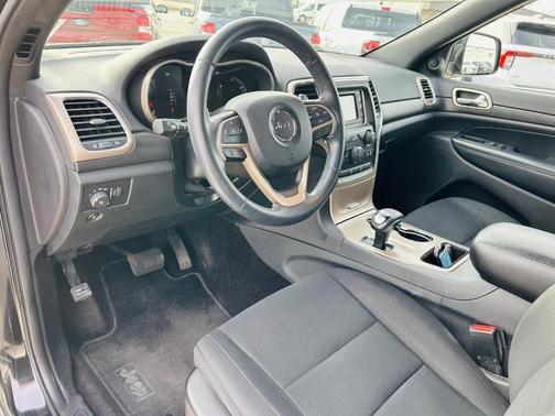 2015 Jeep Grand Cherokee Laredo