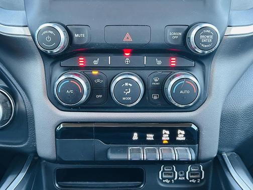 Delmonico Red Pearlcoat 2020 RAM 1500 Big Horn