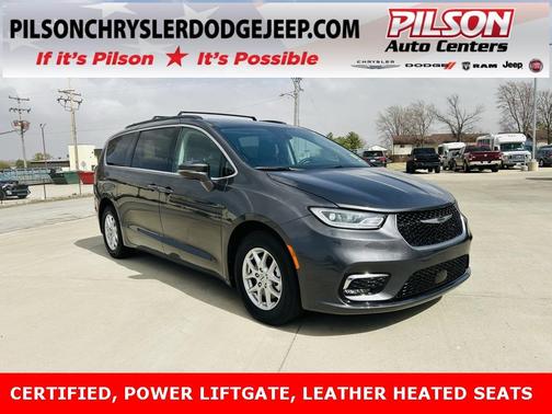 2022 Chrysler Pacifica Touring-L