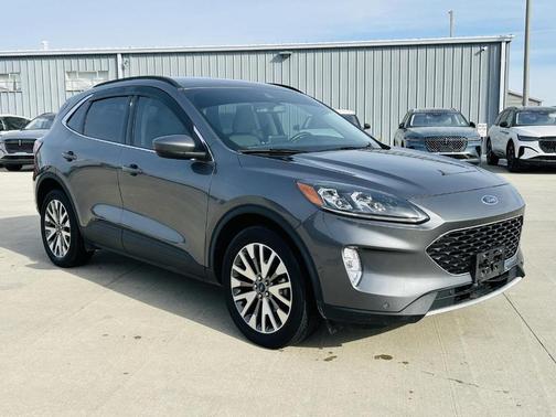 2021 Ford Escape Titanium
