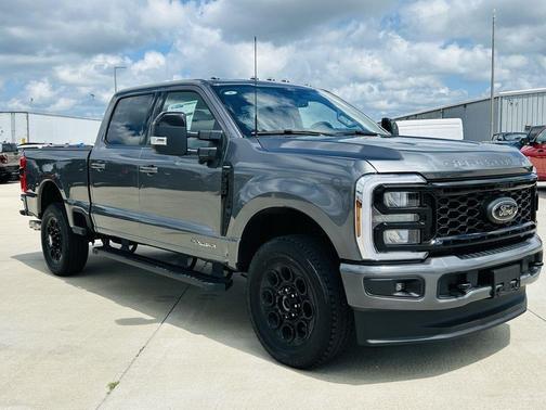 2025 Ford F-350 Lariat Super Duty
