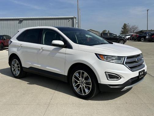 White Platinum Tri-Coat Metallic 2017 Ford Edge Titanium