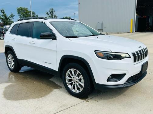 2022 Jeep Cherokee Latitude Lux
