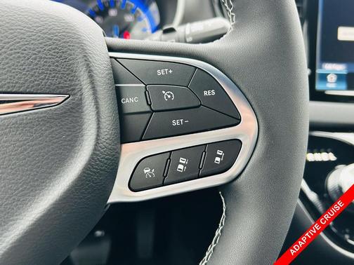 2026 Chrysler Voyager LX