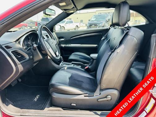 2012 Chrysler 200 S