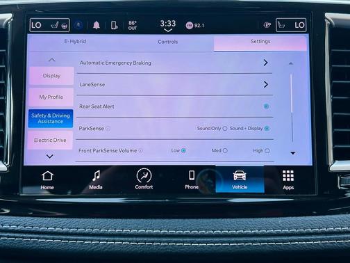 2023 Chrysler Pacifica Hybrid Touring L