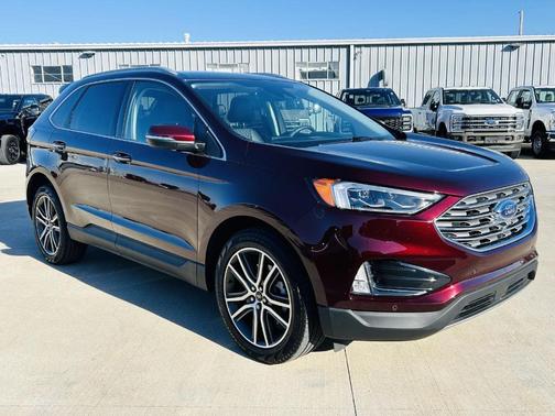 2024 Ford Edge Titanium