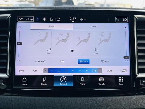 2024 Chrysler Pacifica Touring-L