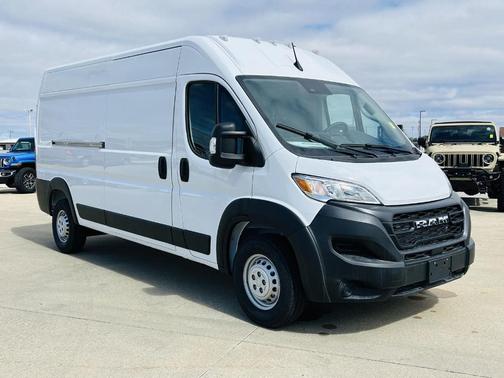 Bright White Clearcoat 2026 RAM ProMaster 2500 High Roof