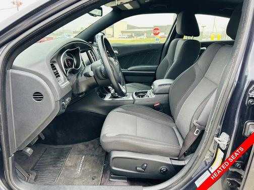 2017 Dodge Charger SXT