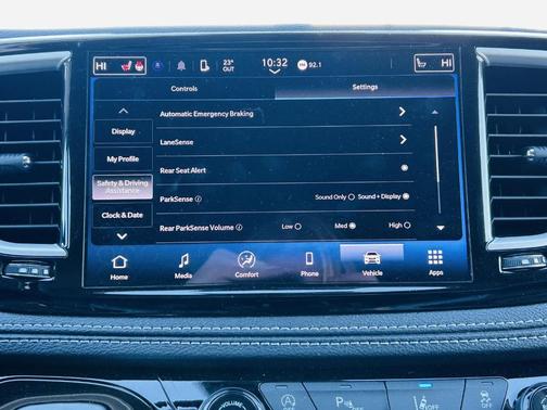 2024 Chrysler Pacifica Touring-L