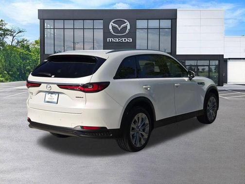 Rhodium White Premium 2026 Mazda CX-90 3.3 Turbo Preferred