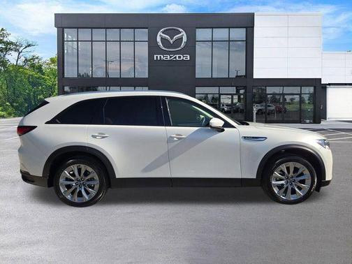 Rhodium White Premium 2026 Mazda CX-90 3.3 Turbo Preferred