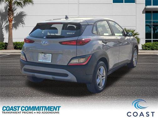 2022 Hyundai KONA SE
