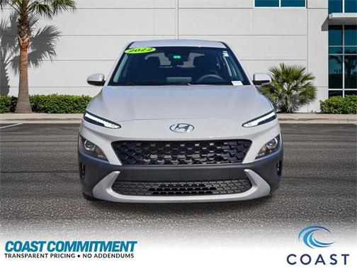 2022 Hyundai KONA SE