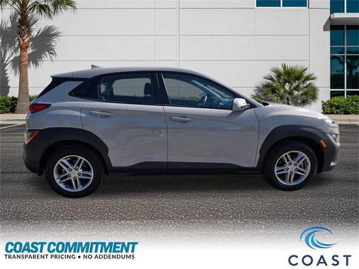 2022 Hyundai KONA SE