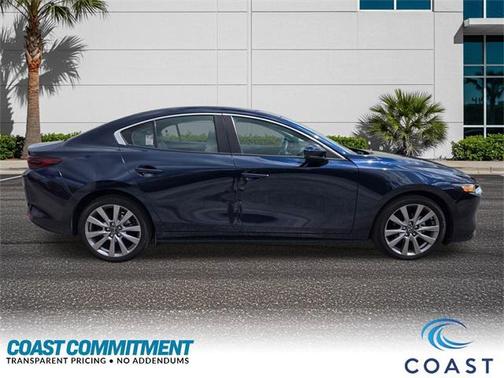 2023 Mazda Mazda3 FWD w/Preferred Package
