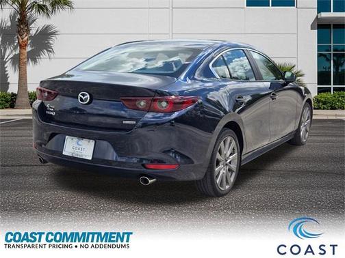 2023 Mazda Mazda3 FWD w/Preferred Package