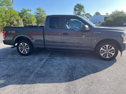 LEAD FOOT 2018 Ford F-150 XL