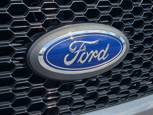 LEAD FOOT 2018 Ford F-150 XL