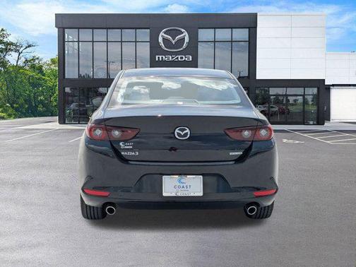 2025 Mazda Mazda3 FWD w/Preferred Package