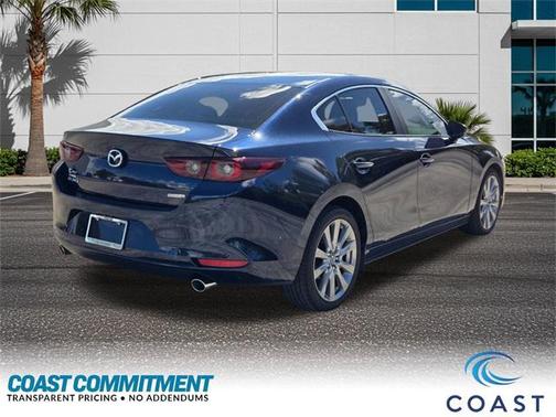 2023 Mazda Mazda3 FWD w/Preferred Package