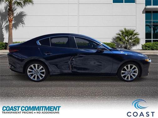 2023 Mazda Mazda3 FWD w/Preferred Package