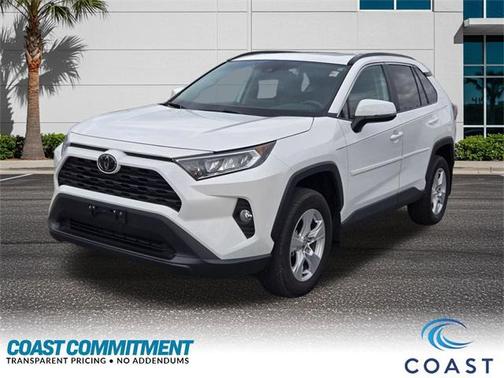 2020 Toyota RAV4 XLE