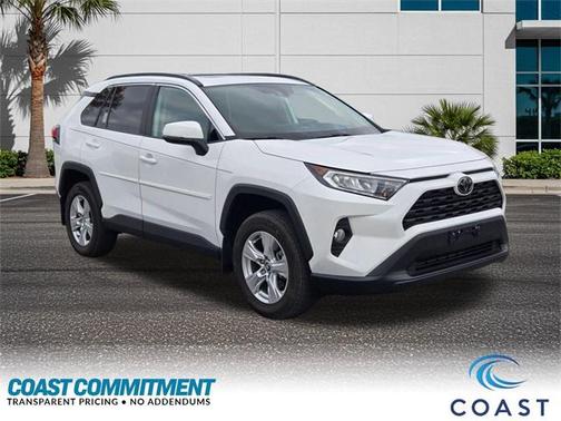 2020 Toyota RAV4 XLE