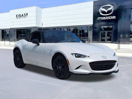 Snowflake White Pearl Mica 2026 Mazda MX-5 Miata Club
