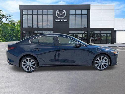 2025 Mazda Mazda3 FWD w/Preferred Package