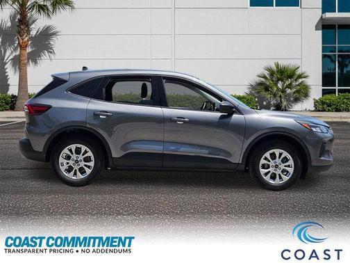 CARBONIZED GRAY METALLIC 2025 Ford Escape Active