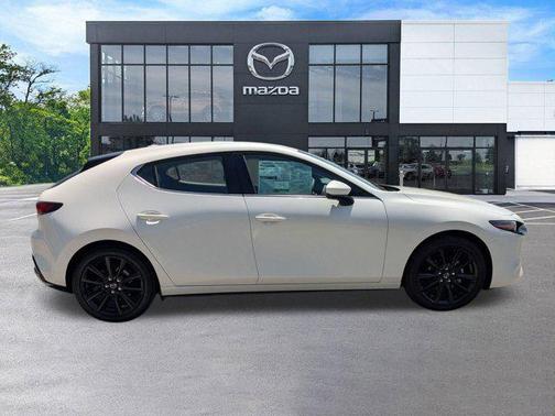 2025 Mazda Mazda3 FWD w/Premium Package