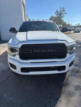 2022 RAM 3500 Laramie Crew Cab 4x4 6'4' Box